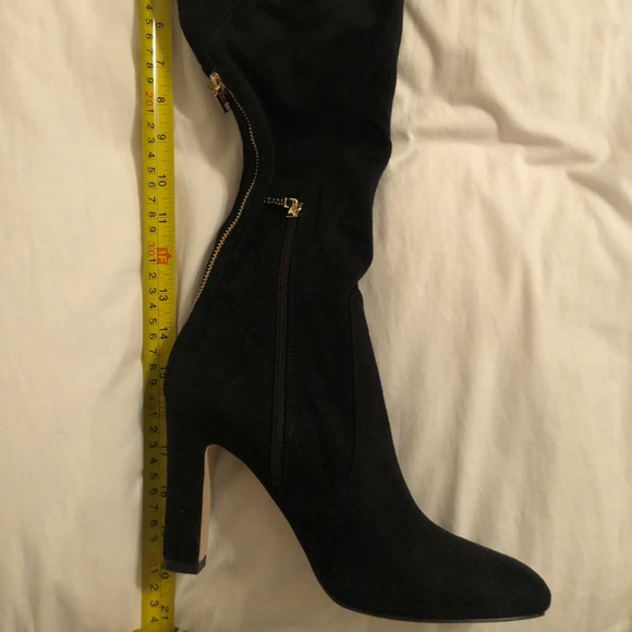 Faux suede high heel boots - Picture 3 of 4